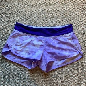 Size 8 Lululemon tie-dye shorts 💜